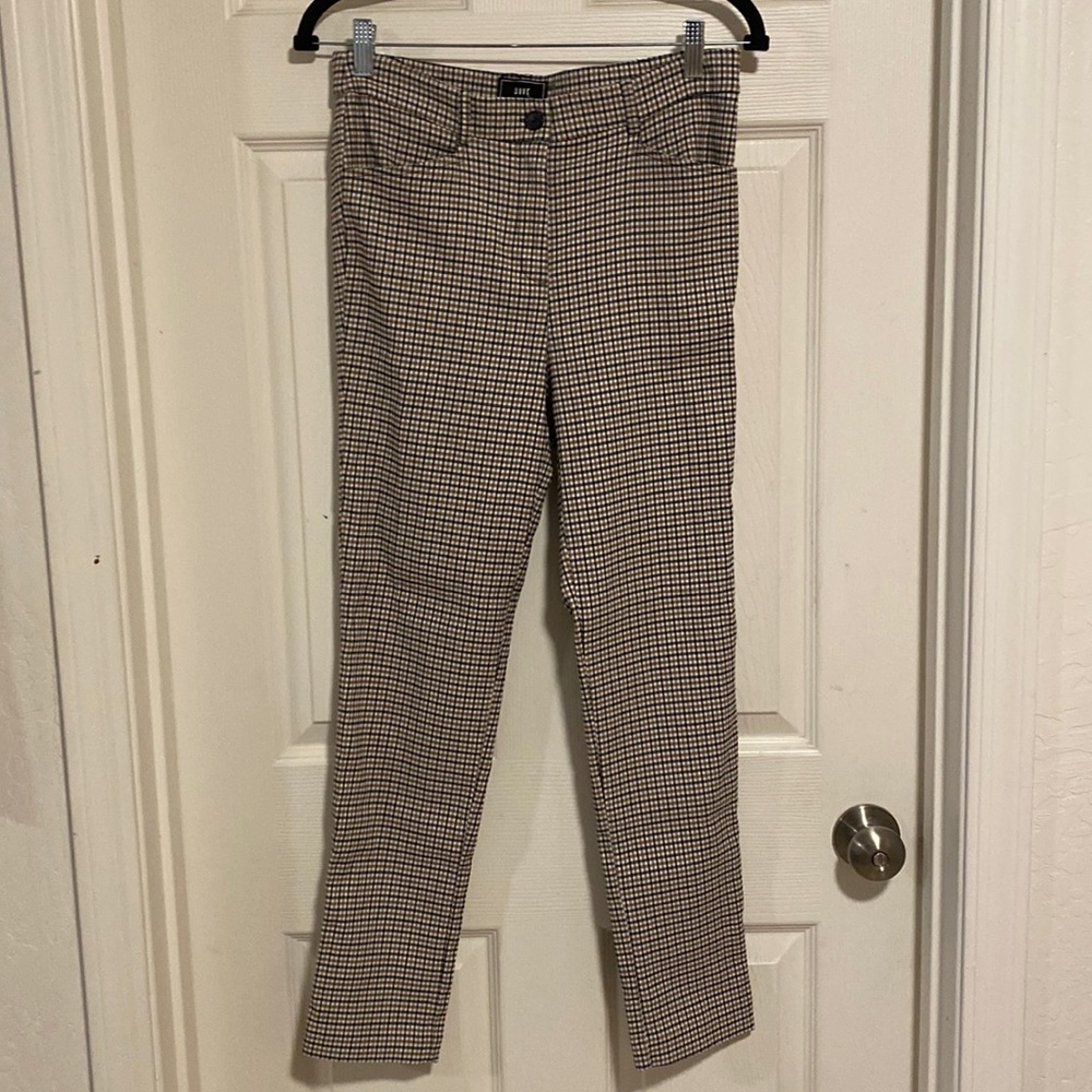 Stretchy legging business pants